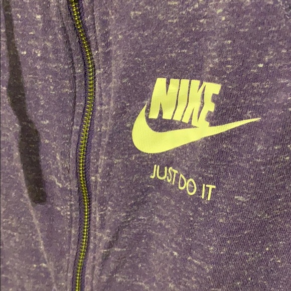 Nike zip up hoodie jacket - Picture 4 of 7